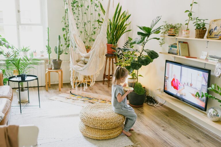 Cozy Living on a Budget: Tips for an Inviting Space