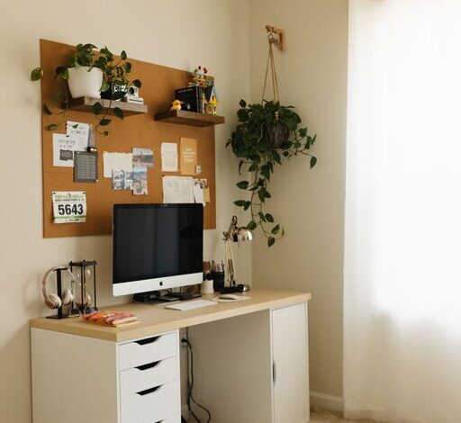 Simple Tips for Creating a Cozy and Productive Home Office Environment